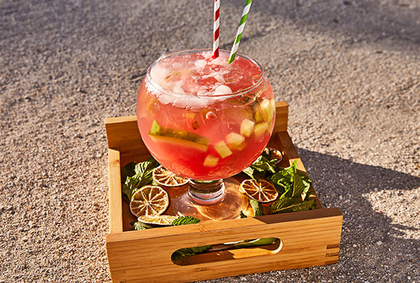 Cafe Americano Collins Ave drinks
